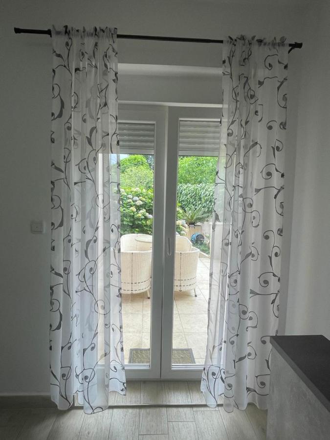 Apartments Pean Tivat Exterior foto