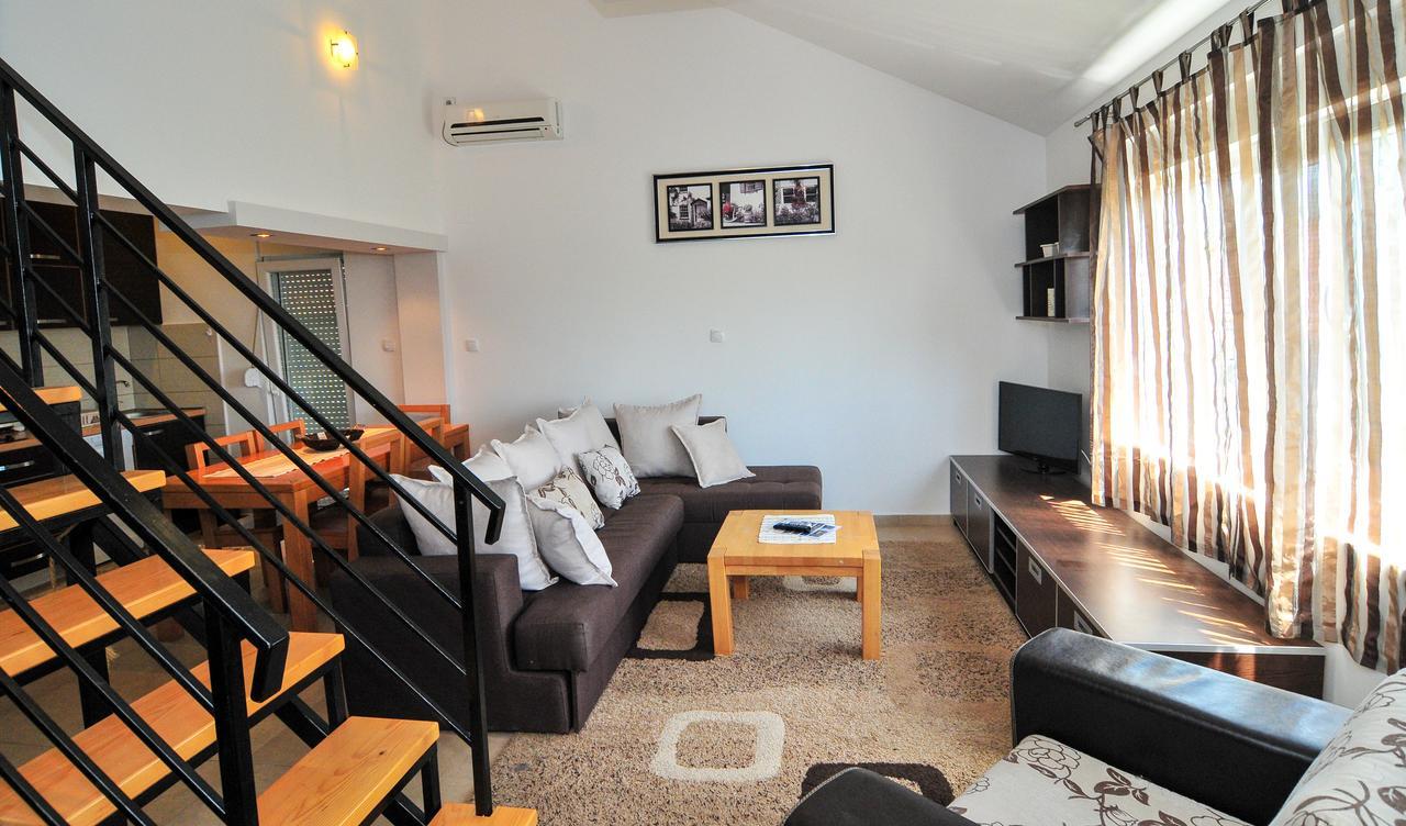 Apartments Pean Tivat Exterior foto